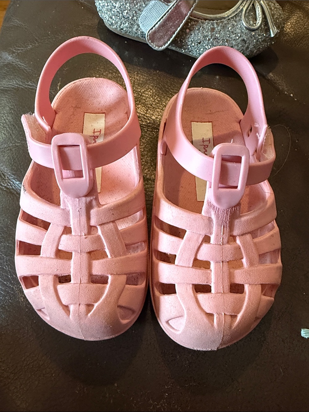 Ipanema Pink Kids Water Sandals- size USA 7. European 22/23